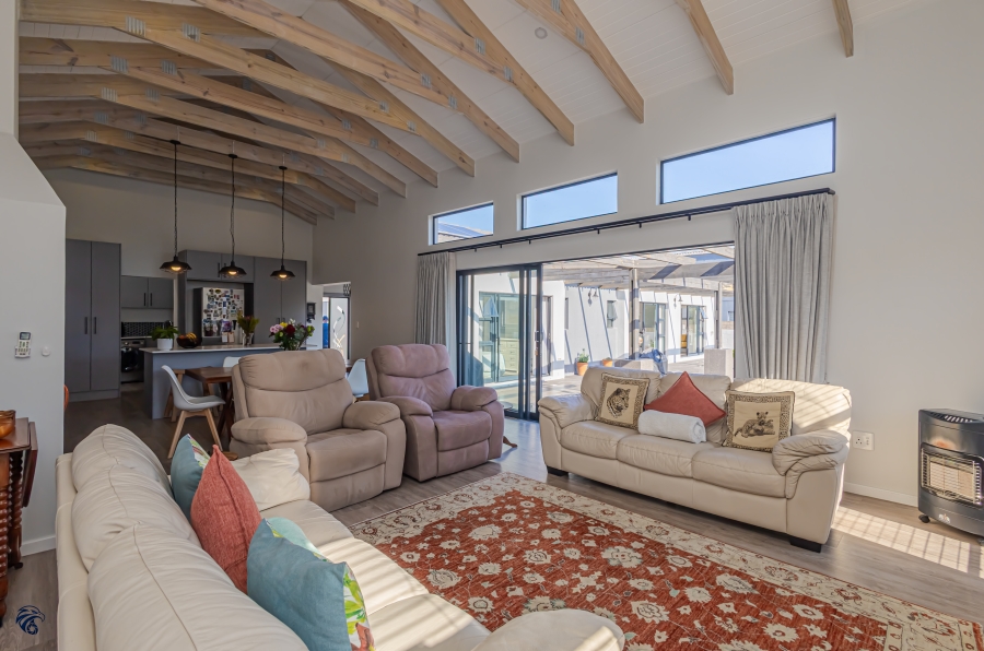4 Bedroom Property for Sale in Myburgh Park Western Cape